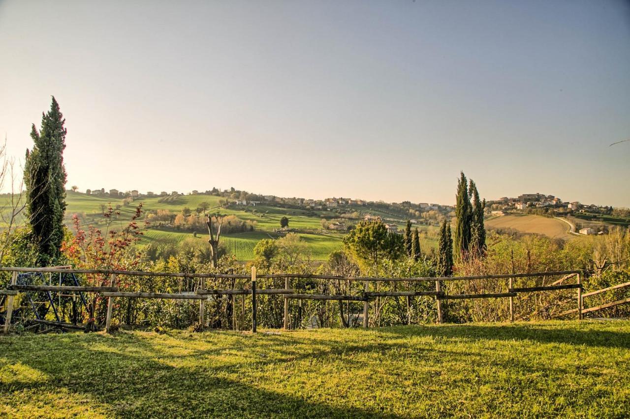 Casali Marchigiani - Ville Vacanza Private Con Piscina Ostra Exterior photo