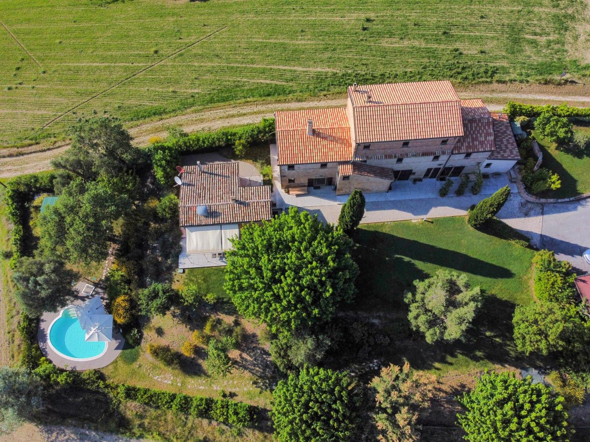Casali Marchigiani - Ville Vacanza Private Con Piscina Ostra Exterior photo
